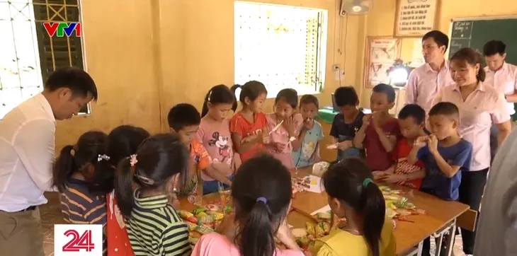 Những “bông hoa trên đá” đầy nghị lực, lạc quan - Ảnh 8. Những “bông hoa trên đá” đầy nghị lực, lạc quan - Ảnh 8.