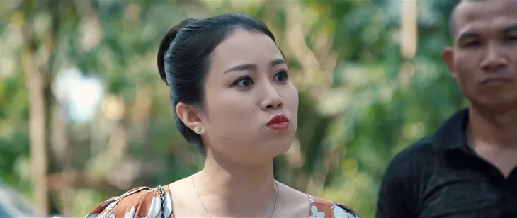 Thông gia ngõ hẹp - Tập 19: Bà Hồng cô đơn, lạc lõng khi gia đình ông Phúc quây quần đông vui - Ảnh 41. Thông gia ngõ hẹp - Tập 19: Bà Hồng cô đơn, lạc lõng khi gia đình ông Phúc quây quần đông vui - Ảnh 41.