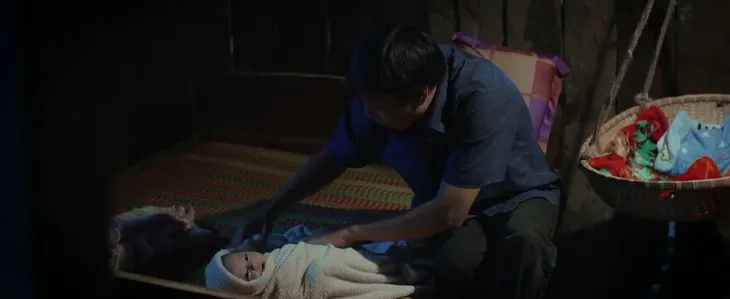 Mẹ rơm - Tập 11: Càng cố giấu giếm, Hào trưởng thôn càng lộ bí mật - Ảnh 10. Mẹ rơm - Tập 11: Càng cố giấu giếm, Hào trưởng thôn càng lộ bí mật - Ảnh 10.