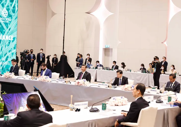 Khai mạc Tuần lễ cấp cao APEC, Chủ tịch nước Nguyễn Xuân Phúc dự phiên thảo luận đầu tiên - Ảnh 6. Khai mạc Tuần lễ cấp cao APEC, Chủ tịch nước Nguyễn Xuân Phúc dự phiên thảo luận đầu tiên - Ảnh 6.