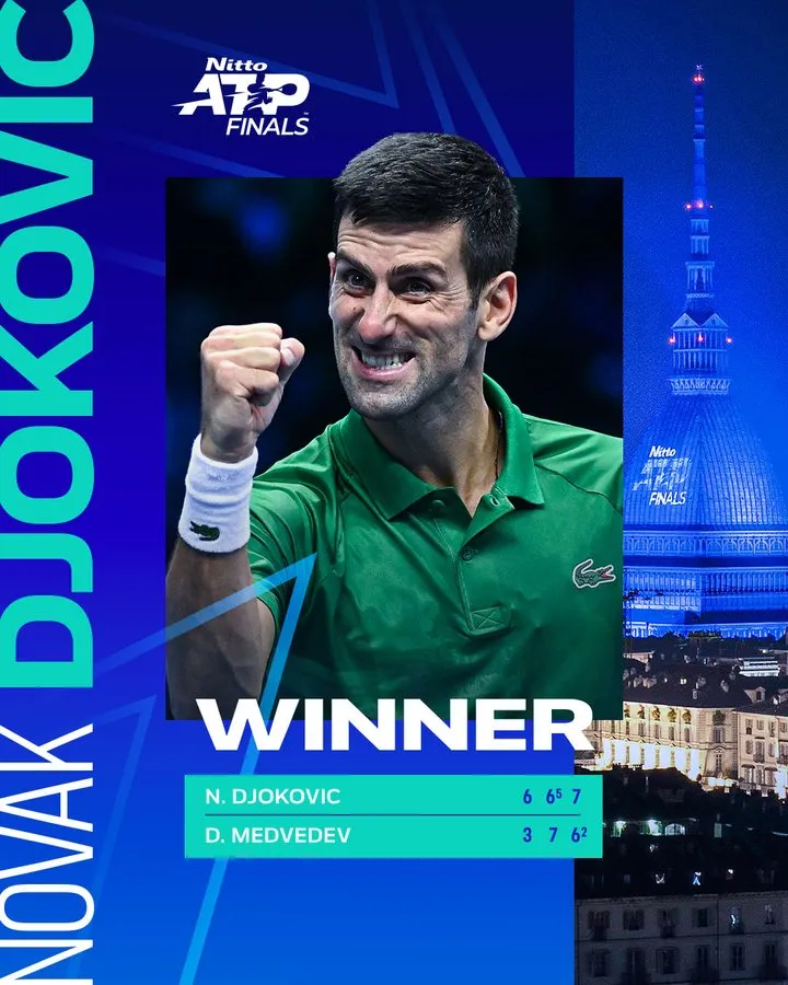 ATP Finals | Djokovic thắng kịch tính trước Medvedev - Ảnh 1. ATP Finals | Djokovic thắng kịch tính trước Medvedev - Ảnh 1.