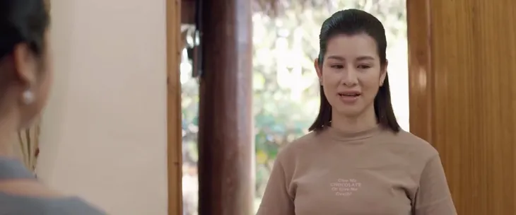 Thông gia ngõ hẹp - Tập 19: Bà Hồng cô đơn, lạc lõng khi gia đình ông Phúc quây quần đông vui - Ảnh 2. Thông gia ngõ hẹp - Tập 19: Bà Hồng cô đơn, lạc lõng khi gia đình ông Phúc quây quần đông vui - Ảnh 2.