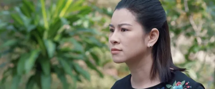 Thông gia ngõ hẹp - Tập 19: Bà Hồng cô đơn, lạc lõng khi gia đình ông Phúc quây quần đông vui - Ảnh 47. Thông gia ngõ hẹp - Tập 19: Bà Hồng cô đơn, lạc lõng khi gia đình ông Phúc quây quần đông vui - Ảnh 47.