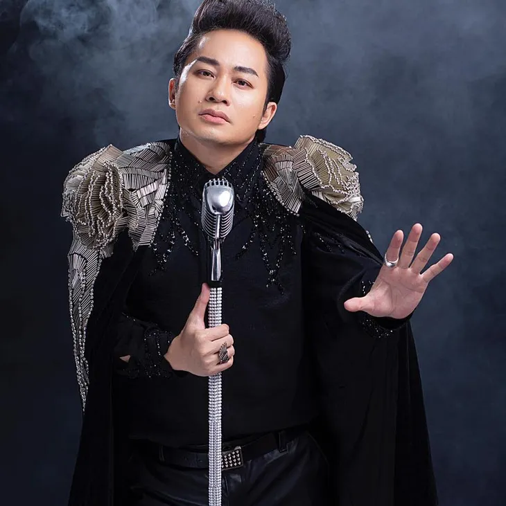 Tùng Dương: Càng khó càng muốn đâm đầu vào - Ảnh 1. Tùng Dương: Càng khó càng muốn đâm đầu vào - Ảnh 1.