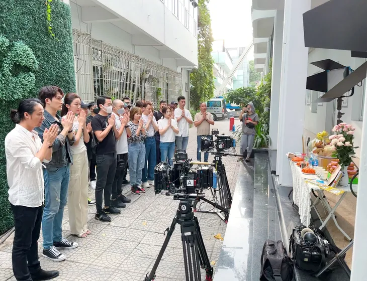 Thêm một phim mới của VFC chính thức bấm máy - Ảnh 6. Thêm một phim mới của VFC chính thức bấm máy - Ảnh 6.