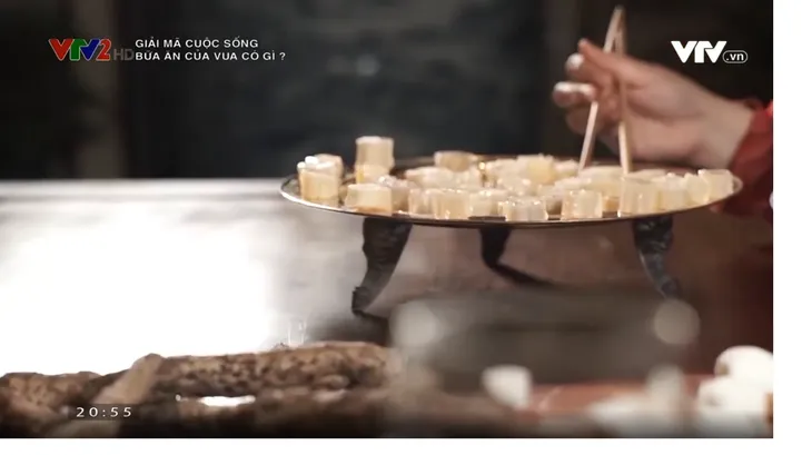 Giải mã cuộc sống: Những bữa ăn của các vị vua triều Nguyễn - Ảnh 4. Giải mã cuộc sống: Những bữa ăn của các vị vua triều Nguyễn - Ảnh 4.