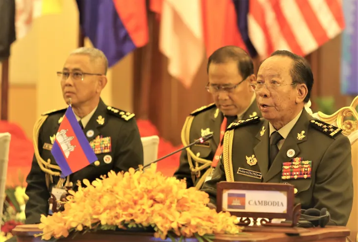 Bộ trưởng Phan Văn Giang dự Hội nghị hẹp Bộ trưởng Quốc phòng các nước ASEAN - Ảnh 2. Bộ trưởng Phan Văn Giang dự Hội nghị hẹp Bộ trưởng Quốc phòng các nước ASEAN - Ảnh 2.