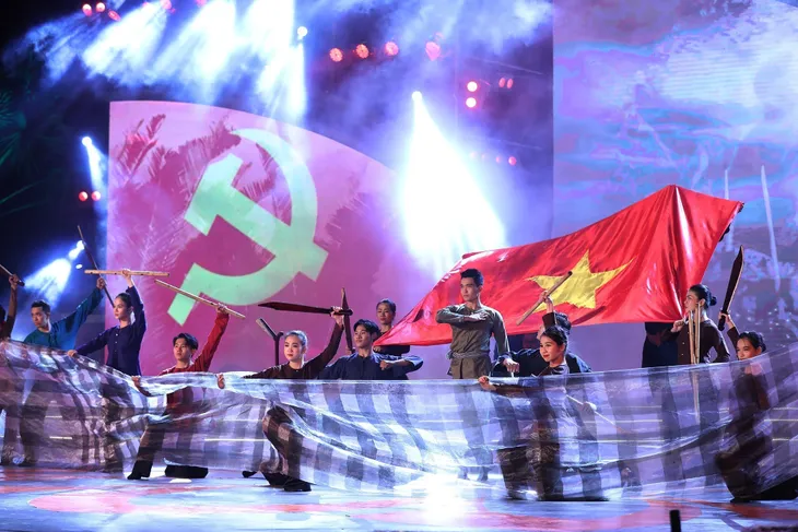 Chương trình nghệ thuật Dấu ấn Võ Văn Kiệt: Nhớ về người lãnh đạo mộc mạc, gần gũi - Ảnh 3. Chương trình nghệ thuật Dấu ấn Võ Văn Kiệt: Nhớ về người lãnh đạo mộc mạc, gần gũi - Ảnh 3.