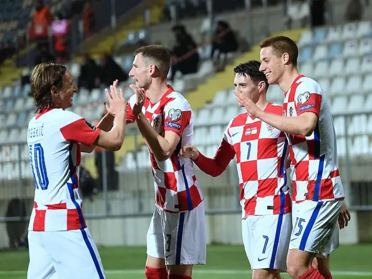 Lịch thi đấu World Cup 2022 hôm nay 27/11: Vé sớm dành cho Bỉ, Nhật Bản? Bò tót đối đầu xe tăng - Ảnh 4. Lịch thi đấu World Cup 2022 hôm nay 27/11: Vé sớm dành cho Bỉ, Nhật Bản? Bò tót đối đầu xe tăng - Ảnh 4.