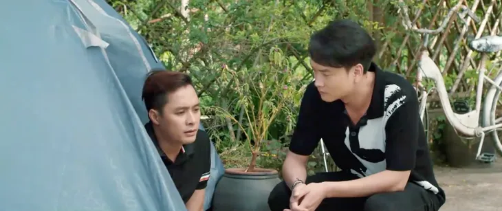 Thông gia ngõ hẹp - Tập cuối: Ông Phúc, ông Khôi hóa giải thù hận, bắt tay làm thông gia - Ảnh 3. Thông gia ngõ hẹp - Tập cuối: Ông Phúc, ông Khôi hóa giải thù hận, bắt tay làm thông gia - Ảnh 3.