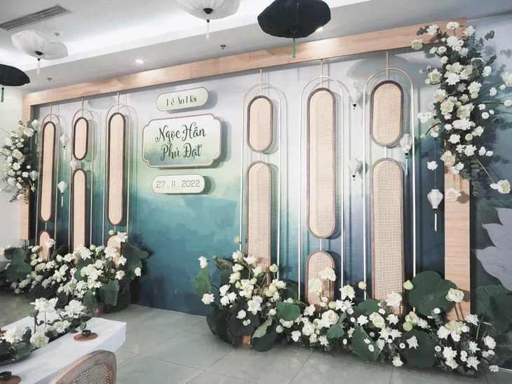 Dàn Hoa hậu, người đẹp phù dâu trong lễ ăn hỏi của Ngọc Hân - Ảnh 1. Dàn Hoa hậu, người đẹp phù dâu trong lễ ăn hỏi của Ngọc Hân - Ảnh 1.