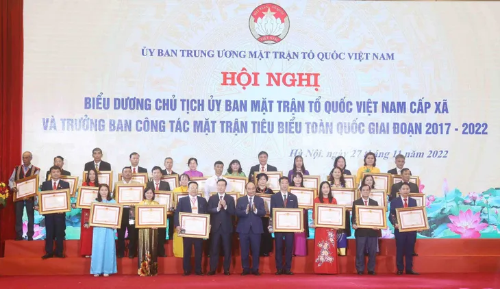 Chủ tịch nước: Người làm công tác mặt trận ở cơ sở hãy gần dân, sát dân hơn - Ảnh 1. Chủ tịch nước: Người làm công tác mặt trận ở cơ sở hãy gần dân, sát dân hơn - Ảnh 1.