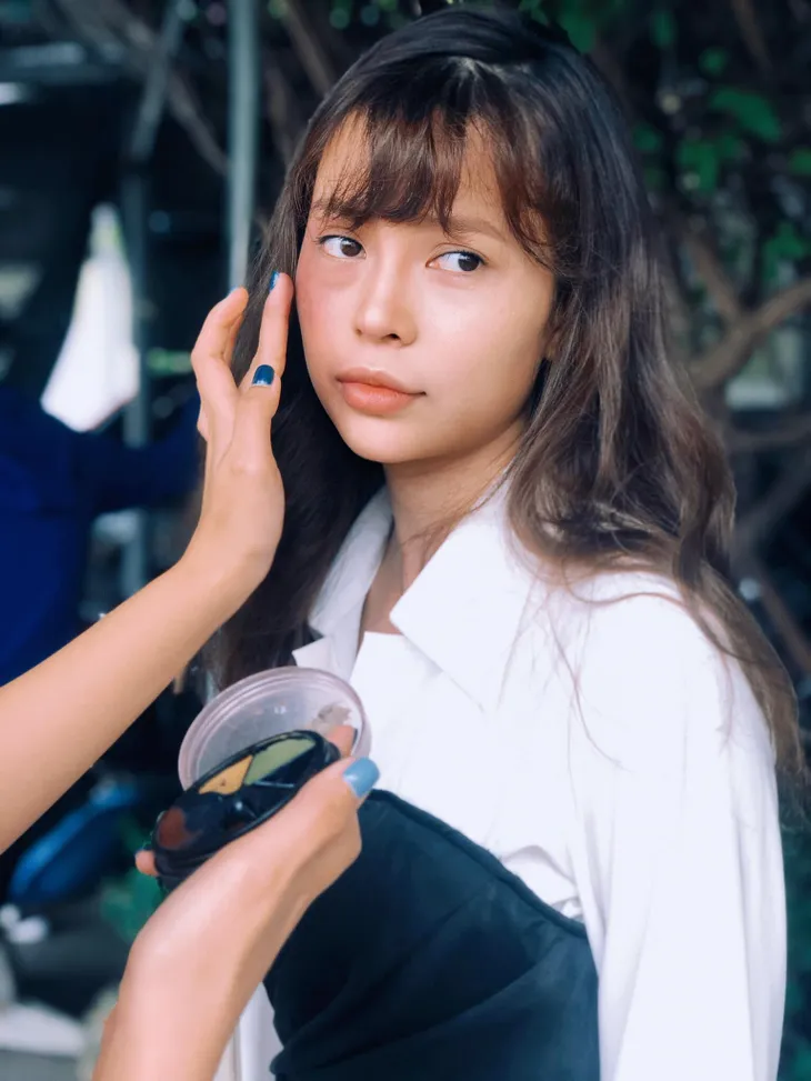 Phim trường tuần qua: NSƯT gạo cội Ngọc Thoa tái ngộ khán giả - Ảnh 4. Phim trường tuần qua: NSƯT gạo cội Ngọc Thoa tái ngộ khán giả - Ảnh 4.