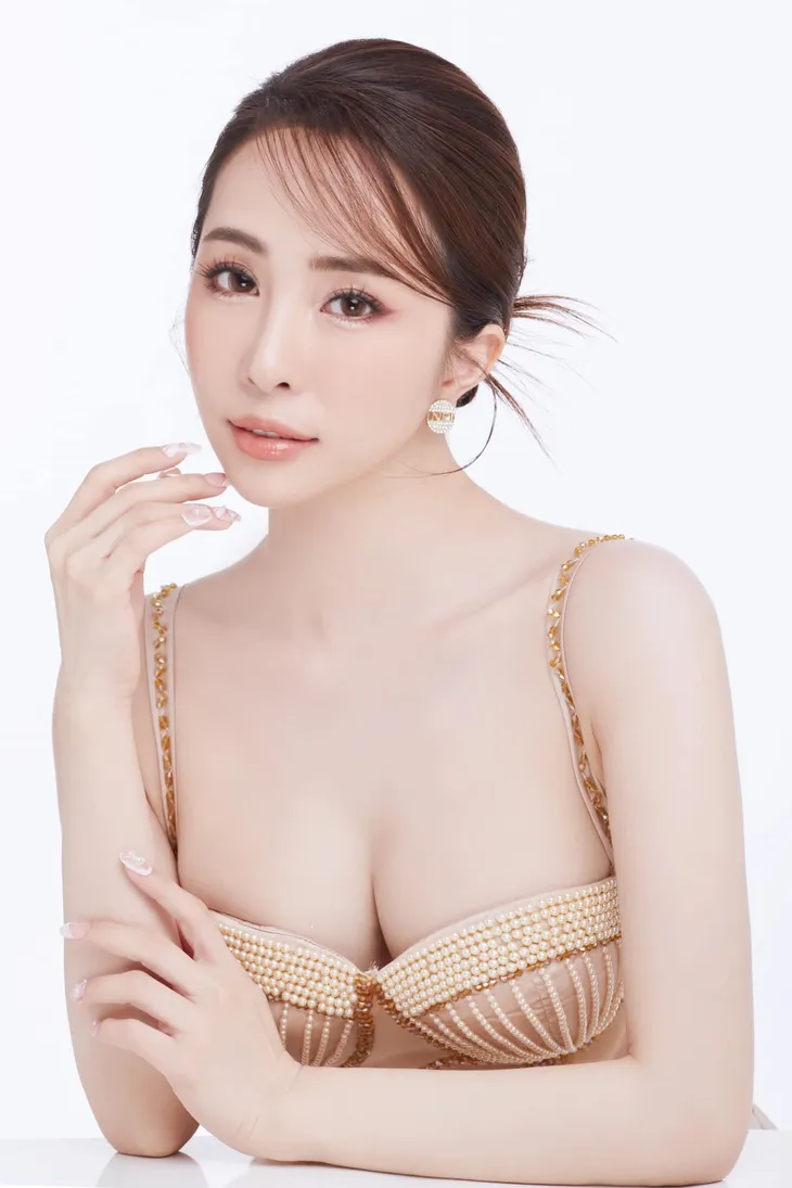 Diễn viên Việt tuần qua: Quỳnh Kool làm cô dâu, Đình Tú khoe vợ mới - Ảnh 12. Diễn viên Việt tuần qua: Quỳnh Kool làm cô dâu, Đình Tú khoe vợ mới - Ảnh 12.