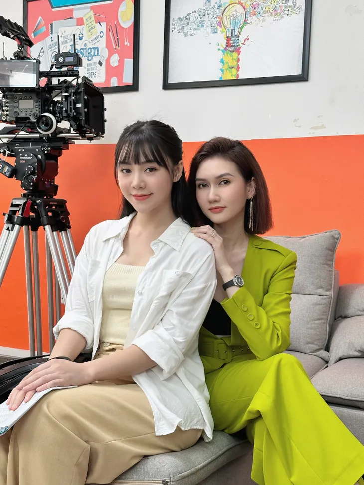 Phim trường tuần qua: NSƯT gạo cội Ngọc Thoa tái ngộ khán giả - Ảnh 11. Phim trường tuần qua: NSƯT gạo cội Ngọc Thoa tái ngộ khán giả - Ảnh 11.