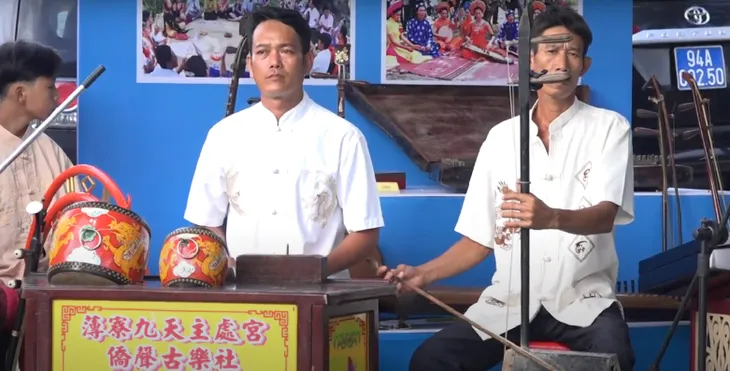 Khai mạc ngày hội văn hóa du lịch Bạc Liêu và Lễ hội đờn ca tài tử 2022 - Ảnh 2. Khai mạc ngày hội văn hóa du lịch Bạc Liêu và Lễ hội đờn ca tài tử 2022 - Ảnh 2.