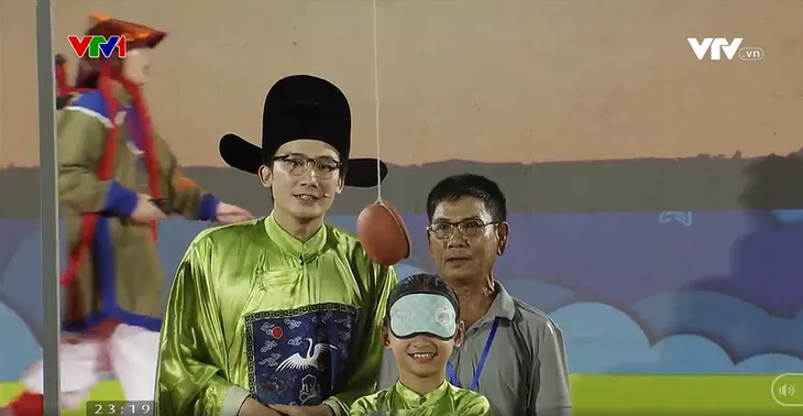 Gặp lại quán quân Đường lên đỉnh Olympia trong chung kết Trạng nguyên nhí mùa 2 - Ảnh 2. Gặp lại quán quân Đường lên đỉnh Olympia trong chung kết Trạng nguyên nhí mùa 2 - Ảnh 2.