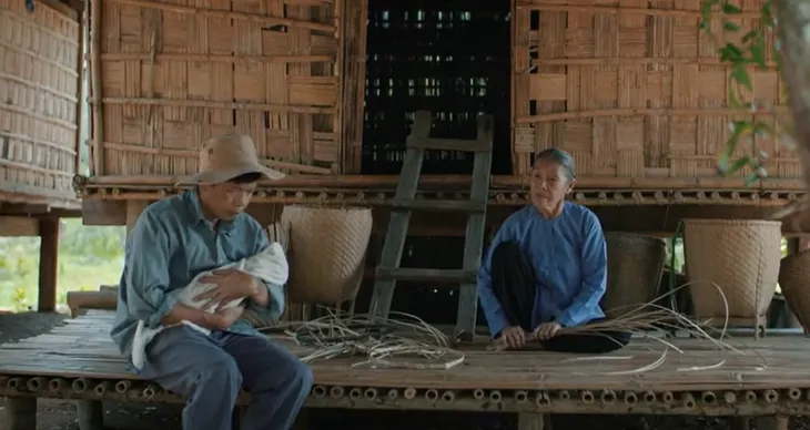 Mẹ rơm - Tập 15: Thấy con gái lớn lên thông minh, xinh xắn, Hào chỉ biết ngắm nhìn từ xa - Ảnh 1. Mẹ rơm - Tập 15: Thấy con gái lớn lên thông minh, xinh xắn, Hào chỉ biết ngắm nhìn từ xa - Ảnh 1.