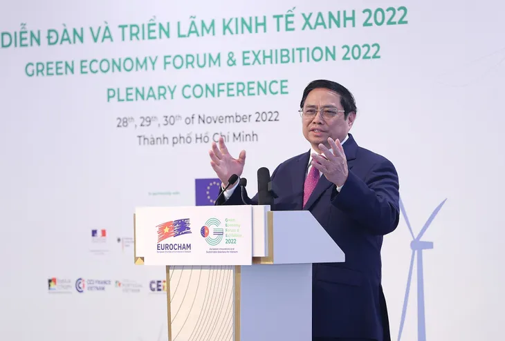 Thủ tướng: Đầu tư vào Việt Nam không chỉ vì lợi ích kinh tế, mà còn vì phát triển con người - Ảnh 1. Thủ tướng: Đầu tư vào Việt Nam không chỉ vì lợi ích kinh tế, mà còn vì phát triển con người - Ảnh 1.