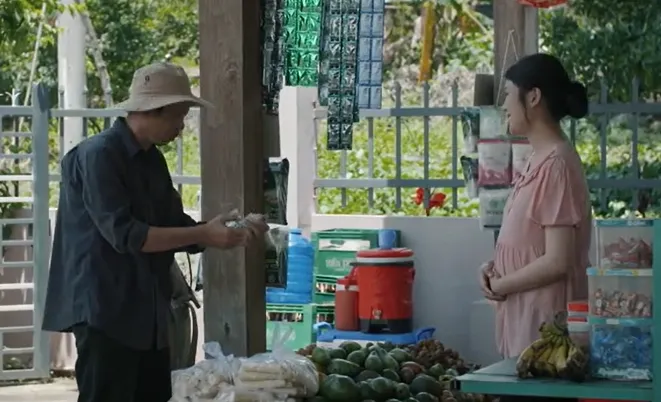 Mẹ rơm - Tập 15: Thấy con gái lớn lên thông minh, xinh xắn, Hào chỉ biết ngắm nhìn từ xa - Ảnh 22. Mẹ rơm - Tập 15: Thấy con gái lớn lên thông minh, xinh xắn, Hào chỉ biết ngắm nhìn từ xa - Ảnh 22.
