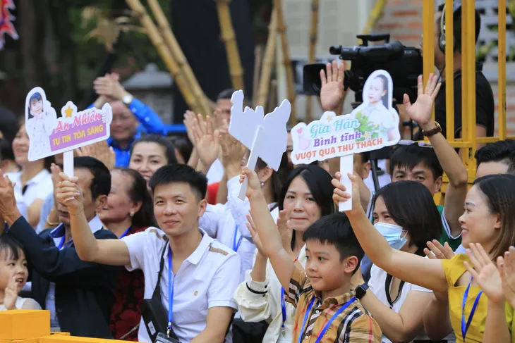 Chung kết Trạng nguyên nhí mùa 2: Nơi nào có ý chí, nơi đó có con đường - Ảnh 1. Chung kết Trạng nguyên nhí mùa 2: Nơi nào có ý chí, nơi đó có con đường - Ảnh 1.