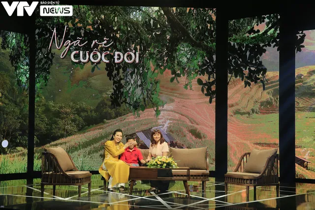 Gala Cuộc sống vẫn tươi đẹp 2022 - Ngã rẽ cuộc đời: Những hình ảnh đầu tiên - Ảnh 7. Gala Cuộc sống vẫn tươi đẹp 2022 - Ngã rẽ cuộc đời: Những hình ảnh đầu tiên - Ảnh 7.
