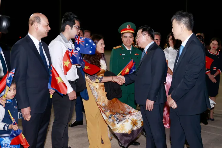Chủ tịch Quốc hội Vương Đình Huệ bắt đầu thăm chính thức Australia - Ảnh 7. Chủ tịch Quốc hội Vương Đình Huệ bắt đầu thăm chính thức Australia - Ảnh 7.