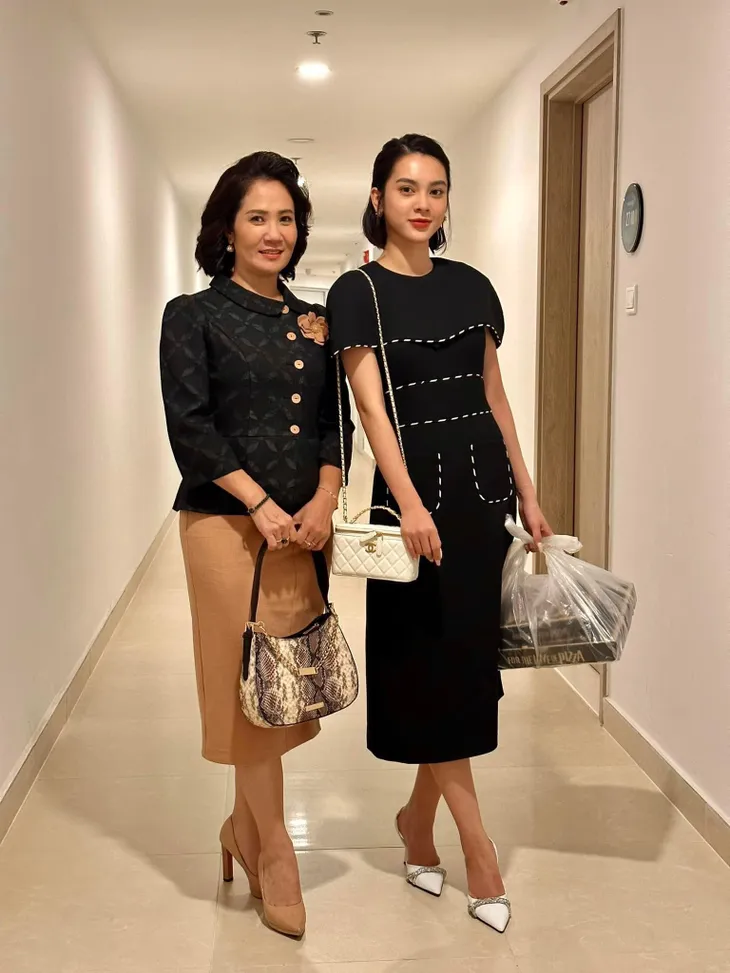 Quỳnh Lương làm vợ Bình An trong phim mới - Ảnh 6. Quỳnh Lương làm vợ Bình An trong phim mới - Ảnh 6.