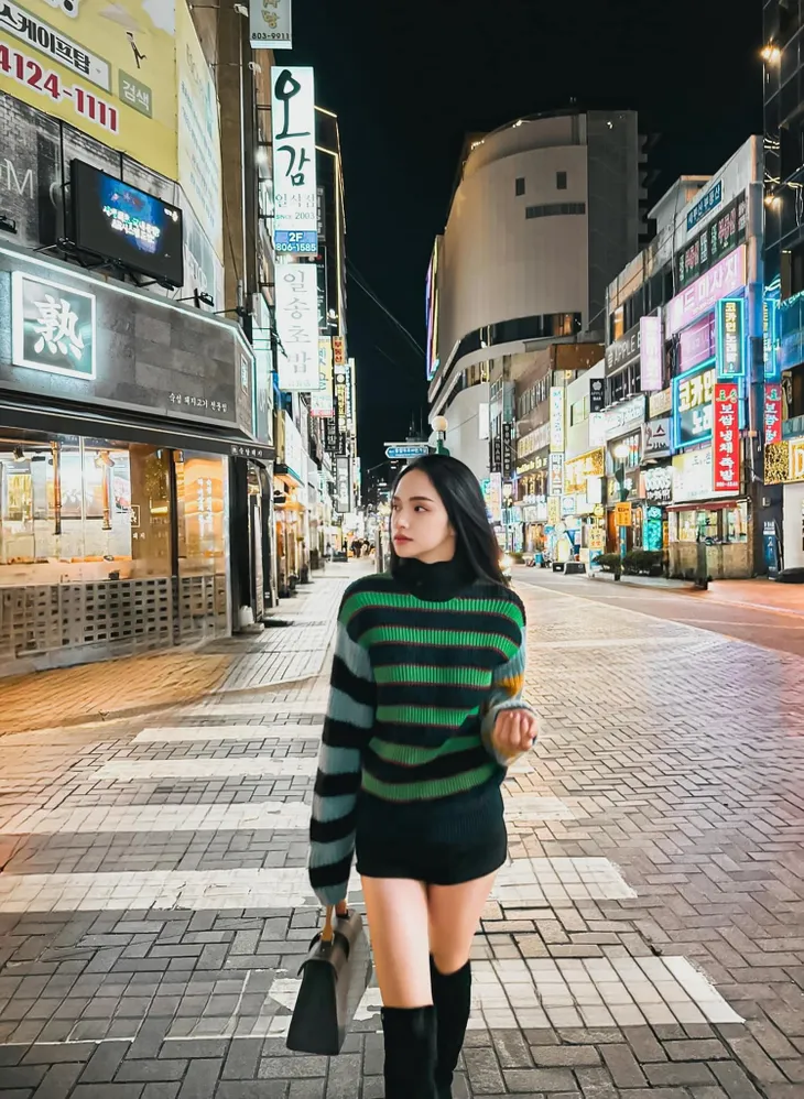 Sao Việt ngày 4/11: Mỹ Tâm ráp sân khấu sẵn sàng liveshow, Hoa hậu Thùy Tiên lên tiếng việc bị kiện - Ảnh 6. Sao Việt ngày 4/11: Mỹ Tâm ráp sân khấu sẵn sàng liveshow, Hoa hậu Thùy Tiên lên tiếng việc bị kiện - Ảnh 6.