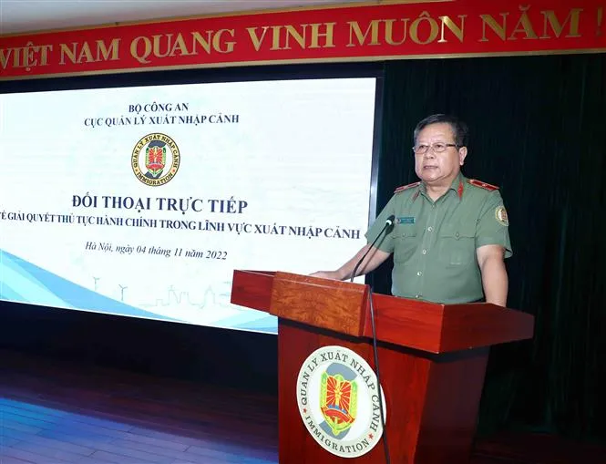 Trình Quốc hội bổ sung thông tin nơi sinh trên hộ chiếu mới - Ảnh 1. Trình Quốc hội bổ sung thông tin nơi sinh trên hộ chiếu mới - Ảnh 1.