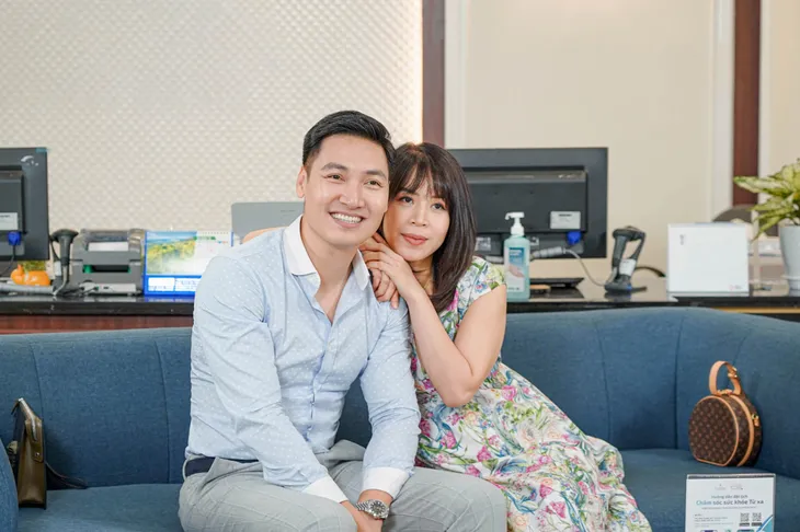 Mạnh Trường đốn tim khán giả với sự quan tâm ngọt hơn đường dành cho bà xã - Ảnh 1. Mạnh Trường đốn tim khán giả với sự quan tâm ngọt hơn đường dành cho bà xã - Ảnh 1.