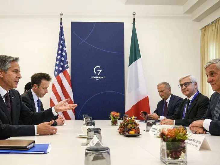 Lãnh đạo G7 thống nhất cơ chế hỗ trợ Ukraine sửa chữa hạ tầng điện - Ảnh 2. Lãnh đạo G7 thống nhất cơ chế hỗ trợ Ukraine sửa chữa hạ tầng điện - Ảnh 2.