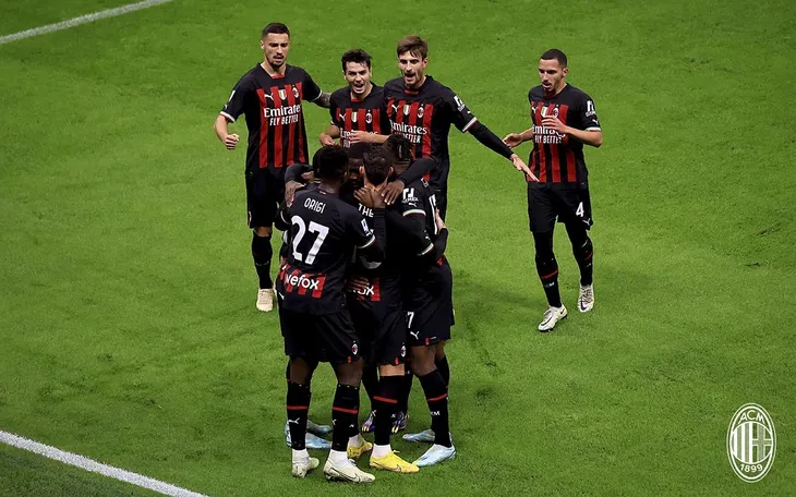 Napoli ngược dòng giành chiến thắng trước Atalanta - Ảnh 3. Napoli ngược dòng giành chiến thắng trước Atalanta - Ảnh 3.
