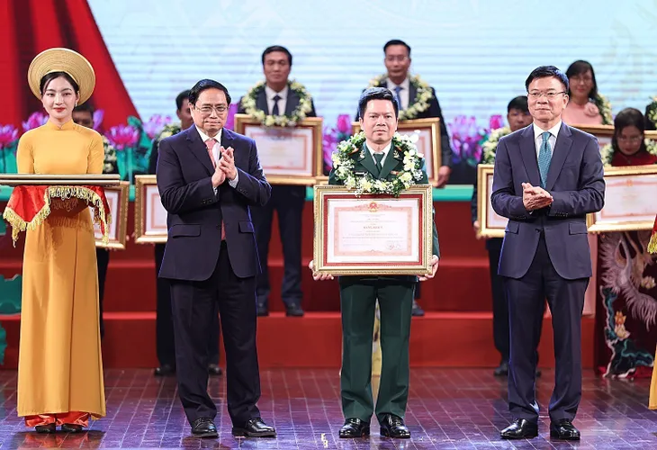 Thủ tướng Phạm Minh Chính: Chung tay lan tỏa tinh thần thượng tôn pháp luật - Ảnh 1. Thủ tướng Phạm Minh Chính: Chung tay lan tỏa tinh thần thượng tôn pháp luật - Ảnh 1.
