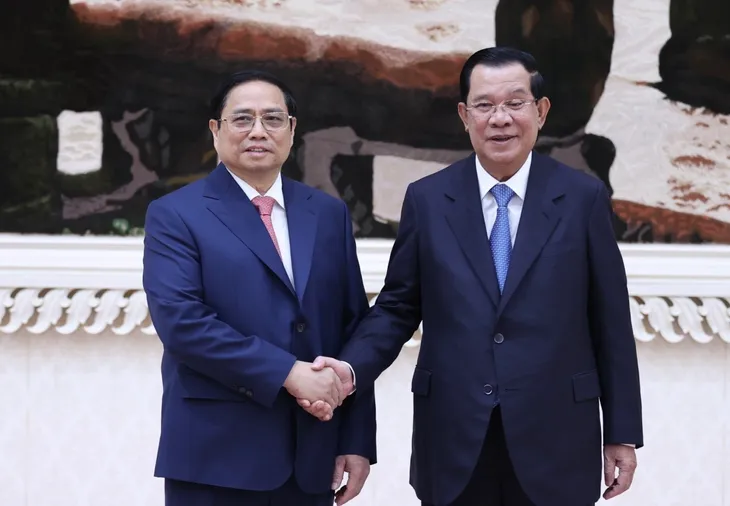 Lễ đón Thủ tướng Phạm Minh Chính thăm chính thức Vương quốc Campuchia - Ảnh 2. Lễ đón Thủ tướng Phạm Minh Chính thăm chính thức Vương quốc Campuchia - Ảnh 2.