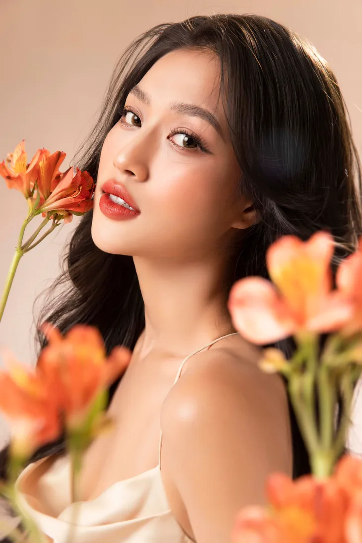 Miss Grand Vietnam Đoàn Thiên Ân khoe vẻ đẹp trong veo - Ảnh 4. Miss Grand Vietnam Đoàn Thiên Ân khoe vẻ đẹp trong veo - Ảnh 4.