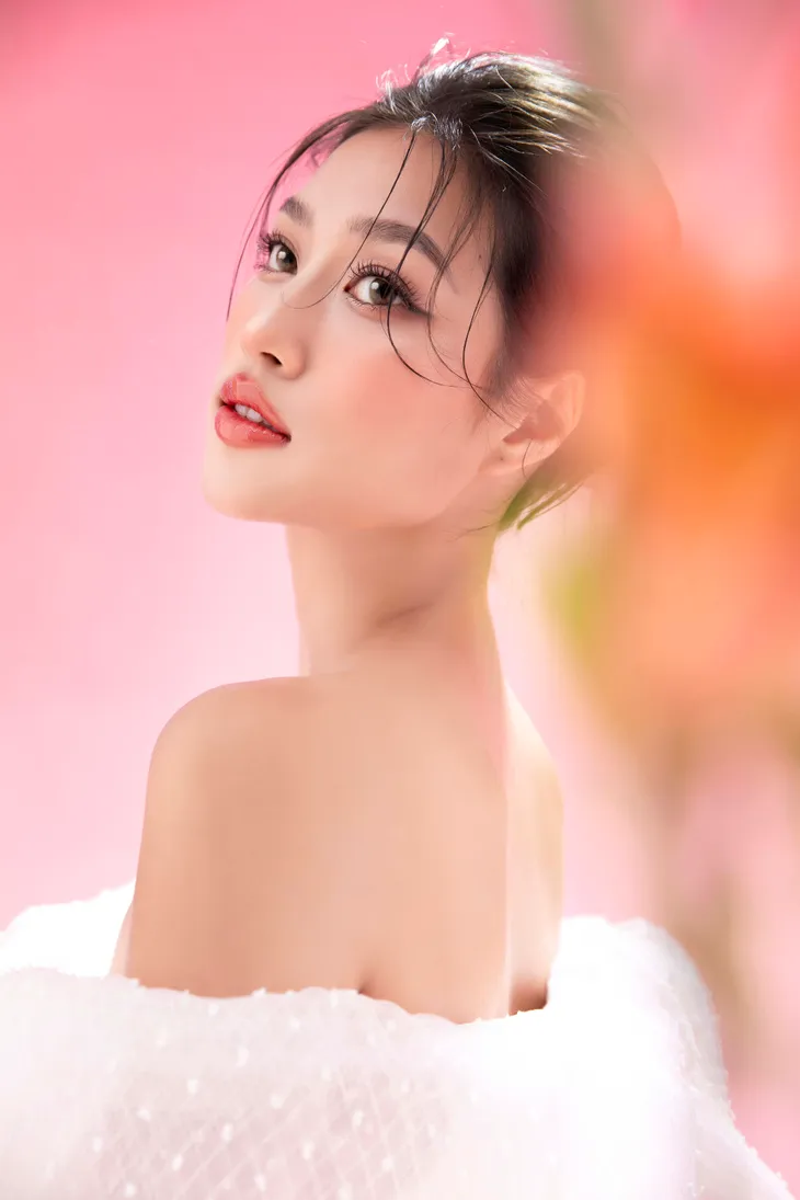 Miss Grand Vietnam Đoàn Thiên Ân khoe vẻ đẹp trong veo - Ảnh 8. Miss Grand Vietnam Đoàn Thiên Ân khoe vẻ đẹp trong veo - Ảnh 8.