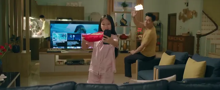Hành trình công lý - Tập 24: Lùi chuyến bay gặp vợ sắp cưới, Quân mải mê cùng Phương đi lo chuyện bao đồng - Ảnh 4. Hành trình công lý - Tập 24: Lùi chuyến bay gặp vợ sắp cưới, Quân mải mê cùng Phương đi lo chuyện bao đồng - Ảnh 4.