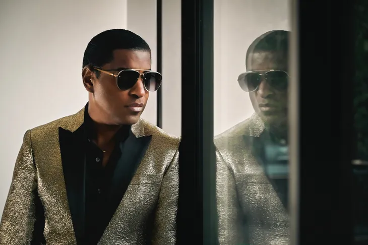 Huyền thoại R&B BabyFace biểu diễn trong lễ hội âm nhạc Hozo - Ảnh 2. Huyền thoại R&B BabyFace biểu diễn trong lễ hội âm nhạc Hozo - Ảnh 2.