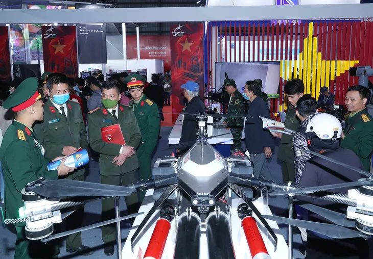Hơn 60.000 lượt người tham quan Triển lãm quốc phòng quốc tế 2022 - Ảnh 4. Hơn 60.000 lượt người tham quan Triển lãm quốc phòng quốc tế 2022 - Ảnh 4.