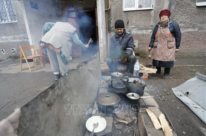 EU thông qua gói hỗ trợ Ukraine trị giá 18 tỷ Euro trong năm 2023 - Ảnh 1. EU thông qua gói hỗ trợ Ukraine trị giá 18 tỷ Euro trong năm 2023 - Ảnh 1.