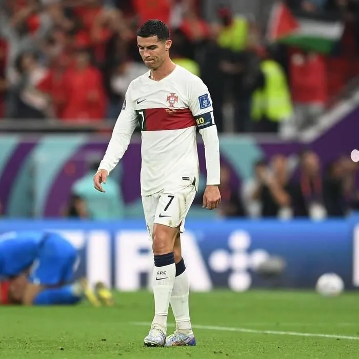 Ronaldo nói gì sau khi Bồ Đào Nha bị loại - Ảnh 1. Ronaldo nói gì sau khi Bồ Đào Nha bị loại - Ảnh 1.