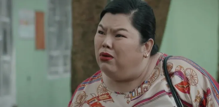 Mẹ rơm - Tập 24: Hồng ngỡ ngàng khi thấy cha con Mô bị ức hiếp - Ảnh 14. Mẹ rơm - Tập 24: Hồng ngỡ ngàng khi thấy cha con Mô bị ức hiếp - Ảnh 14.