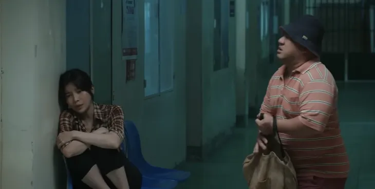 Mẹ rơm - Tập 25: Xuân nghi ngờ có kẻ hãm hại chồng - Ảnh 2. Mẹ rơm - Tập 25: Xuân nghi ngờ có kẻ hãm hại chồng - Ảnh 2.