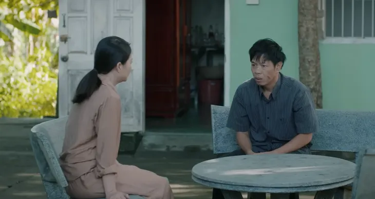 Mẹ rơm - Tập 25: Gặp được Hồng, Mô vẫn quyết dứt áo ra đi - Ảnh 1. Mẹ rơm - Tập 25: Gặp được Hồng, Mô vẫn quyết dứt áo ra đi - Ảnh 1.