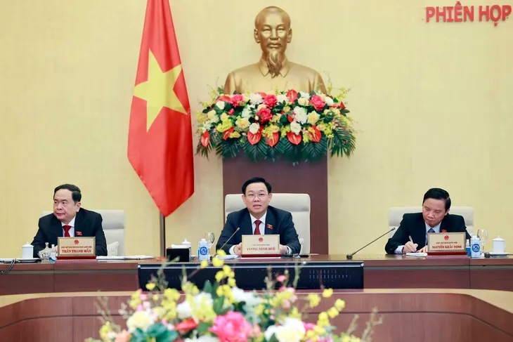 Bổ sung quy định thân thiện khi xử lý vụ việc đối với người chưa thành niên - Ảnh 3. Bổ sung quy định thân thiện khi xử lý vụ việc đối với người chưa thành niên - Ảnh 3.