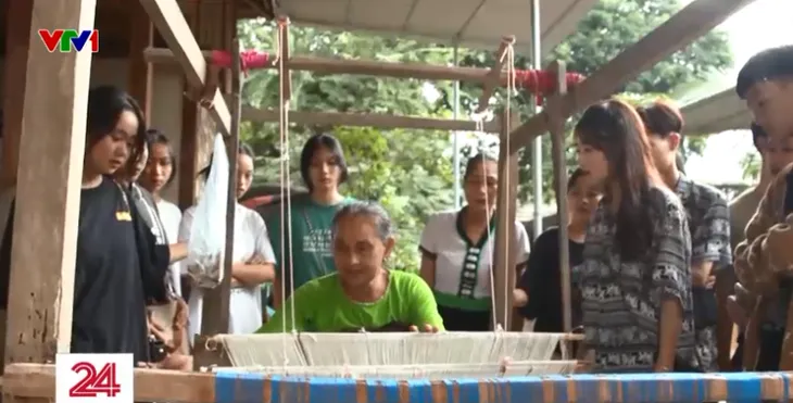 Hòa Bình phát triển du lịch cộng đồng từ hoạt động trải nghiệm từ gia đình - Ảnh 2. Hòa Bình phát triển du lịch cộng đồng từ hoạt động trải nghiệm từ gia đình - Ảnh 2.