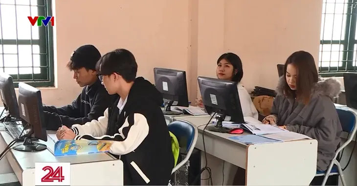 Các trường nghề chờ đợi hướng dẫn giảng dạy văn hóa - Ảnh 2. Các trường nghề chờ đợi hướng dẫn giảng dạy văn hóa - Ảnh 2.