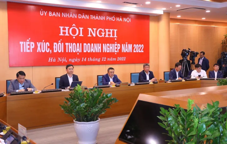 Chủ tịch UBND thành phố Hà Nội đối thoại với cộng đồng doanh nghiệp - Ảnh 1. Chủ tịch UBND thành phố Hà Nội đối thoại với cộng đồng doanh nghiệp - Ảnh 1.