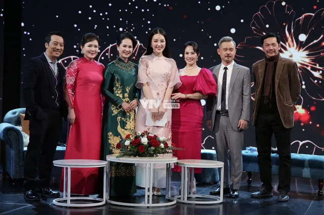 Gặp gỡ diễn viên truyền hình 2023: Ngày hội ngộ rộn tiếng cười của dàn diễn viên từ lão làng đến gen Z - Ảnh 6. Gặp gỡ diễn viên truyền hình 2023: Ngày hội ngộ rộn tiếng cười của dàn diễn viên từ lão làng đến gen Z - Ảnh 6.